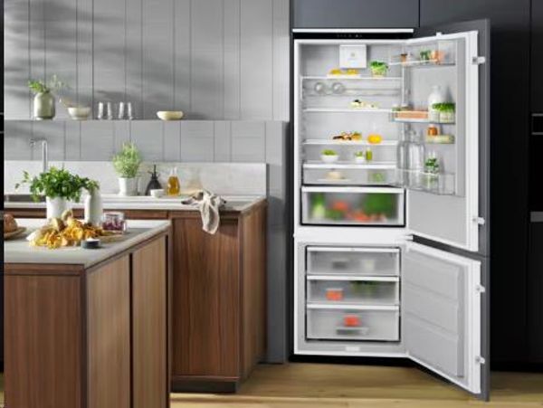 Electrolux 700 GreenZone kjøl/frys Integrert 188.4 cm